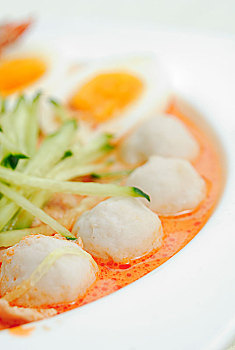 泰式咖喱大虾鱼丸