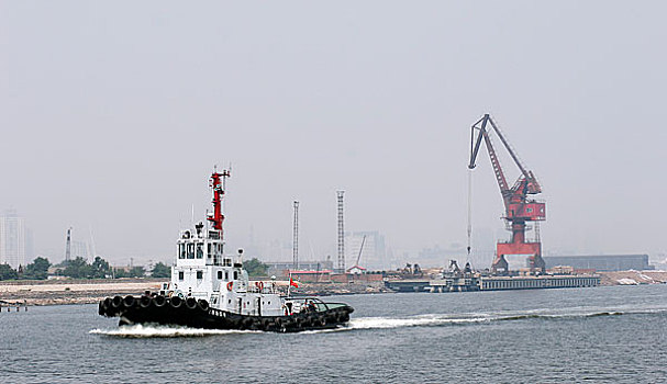 天津港拖船
