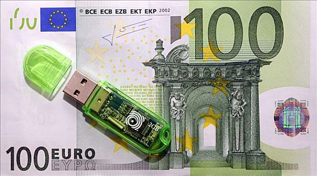 u盘,欧元,钞票
