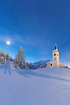 月亮,向上,教会,围绕,雪,山谷,恩加丁,瑞士