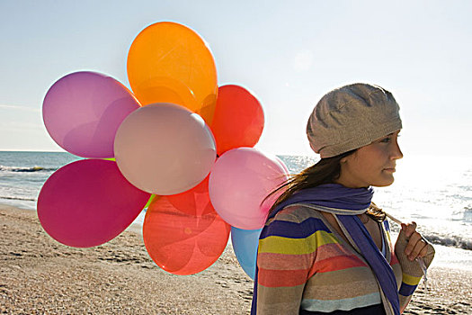 女童,束,气球,走,海滩
