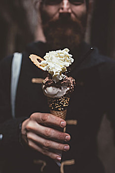 手,男人,拿着,意大利冰淇淋,暗色,小路,威尼斯,意大利