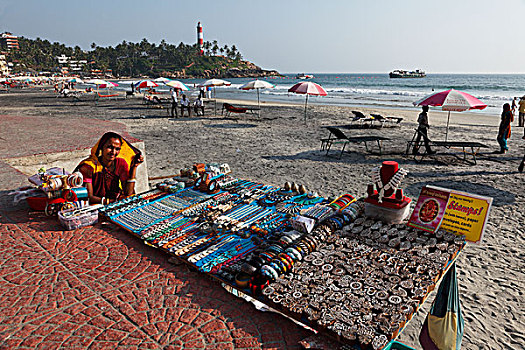 女人,手工制作,纪念品,灯塔海滩,科瓦拉姆,海岸,喀拉拉,印度,亚洲