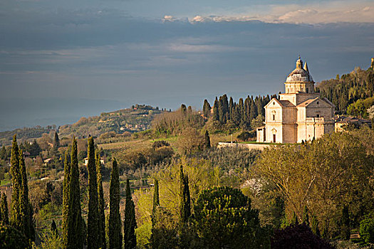 圣母玛利亚,教堂,仰视,蒙蒂普尔查诺红葡萄酒,托斯卡纳,意大利