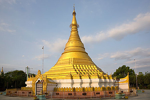 尼泊尔兰毗尼释迦摩尼佛祖诞生地缅甸寺