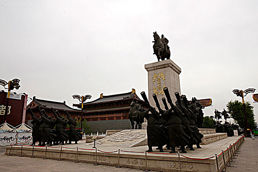 西安大雁塔雕像