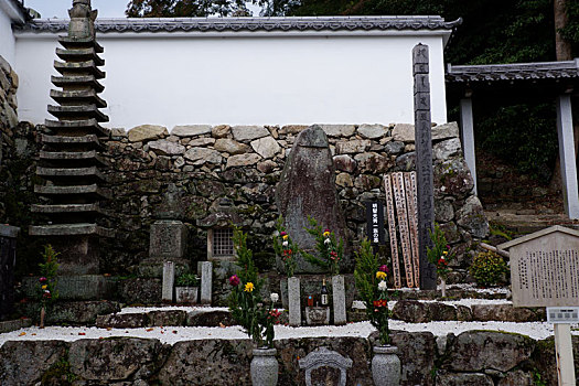 日本比叡山西教寺明智光秀家族墓地