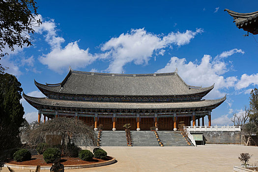 昭通鲁甸龙头山清真寺建筑