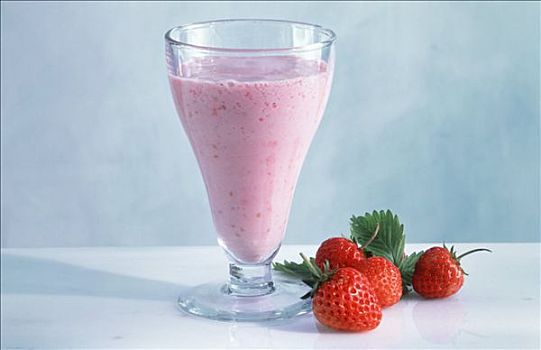 草莓奶昔,玻璃杯,新鲜,草莓,旁侧