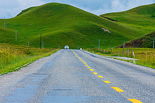 青藏高原高山国道道路