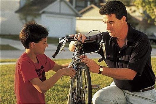 男人,父亲,孩子,儿子,男孩,修理,自行车