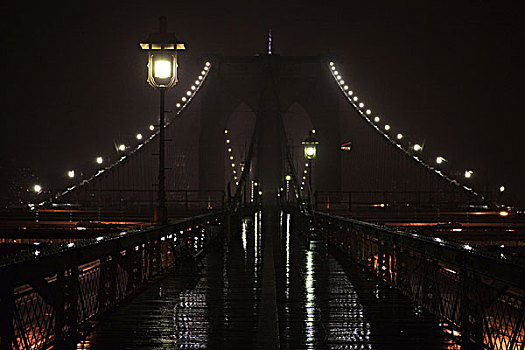 人行道,湿,雨,夜晚,高处,布鲁克林大桥,纽约