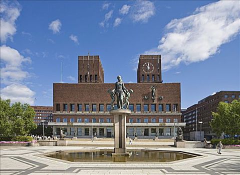 雕塑,正面,市政厅,奥斯陆,挪威,斯堪的纳维亚,欧洲