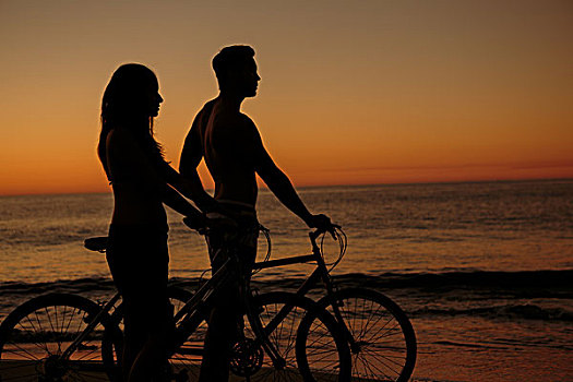 剪影,情侣,自行车,一起,海滩,日落