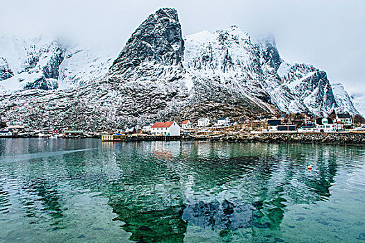 建筑,积雪,山,瑞恩,罗弗敦群岛,挪威