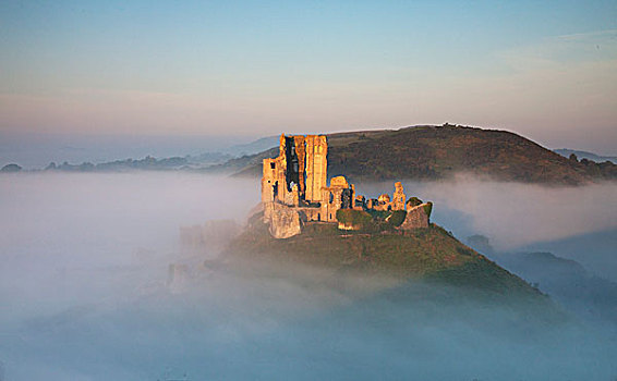 城堡,雾气