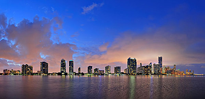 迈阿密,夜景