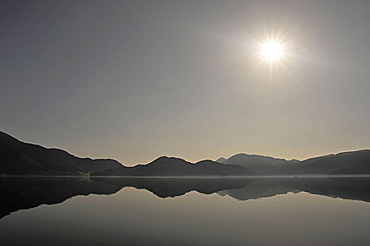 完美,反射,瓦尔幸湖,太阳,小,渔船,远景