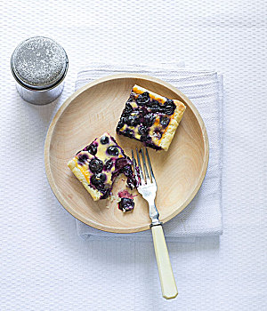 蓝莓,芝士蛋糕,木盘
