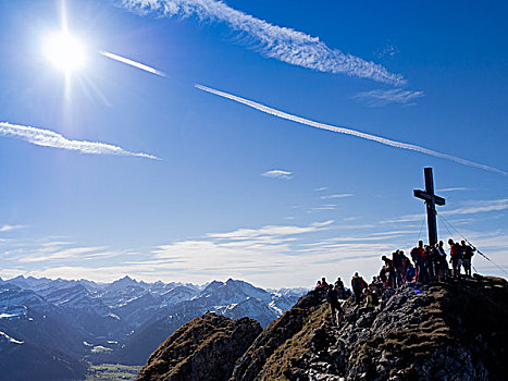顶峰,十字架,经幡,山,雪冠,阿尔卑斯山,背影,山谷,提洛尔,奥地利,欧洲