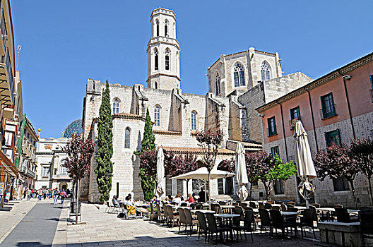 教堂,街头咖啡馆,老城,费格拉斯,哥斯达黎加,加泰罗尼亚,西班牙,欧洲
