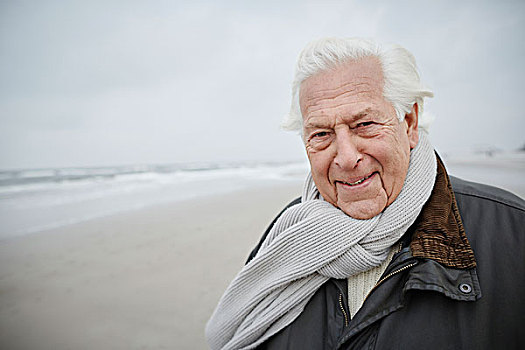 头像,自信,老人,戴着,围巾,冬天,海滩