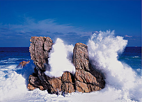 波浪,石头,海中