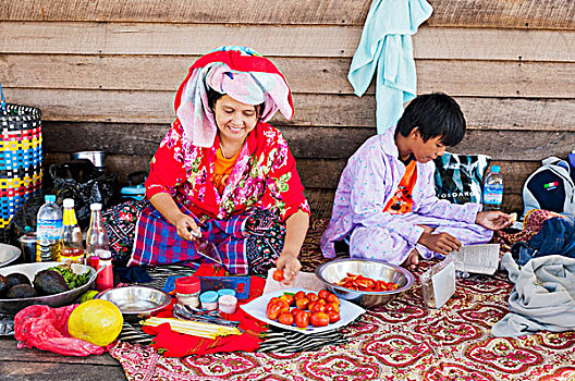 女人,男孩,野餐,缅甸