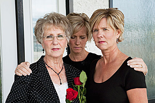 母亲,两个,女儿,悲伤,死亡,埃德蒙顿,艾伯塔省,加拿大