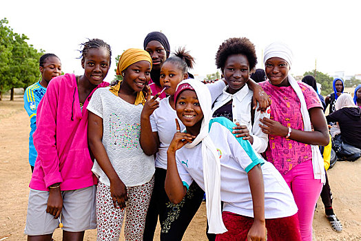 群体,塞内加尔人,女孩,达喀尔,塞内加尔,非洲
