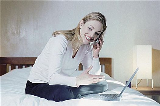 女人,卧室,笔记本电脑