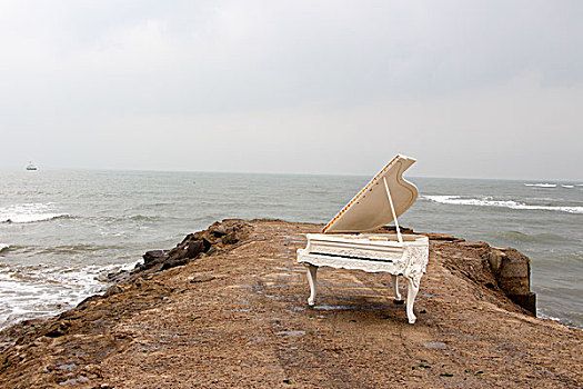 海边钢琴