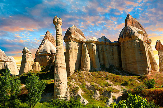 仙人烟囱岩,喜爱,山谷,卡帕多西亚,土耳其,亚洲