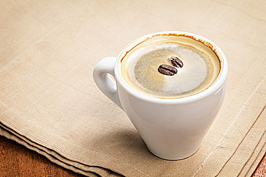暗色,浓咖啡,杯子,两个,咖啡豆,粗麻布,表面