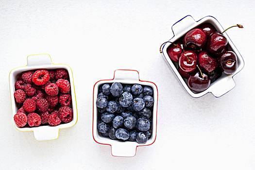 新鲜,树莓,蓝莓,樱桃,碗,白色背景