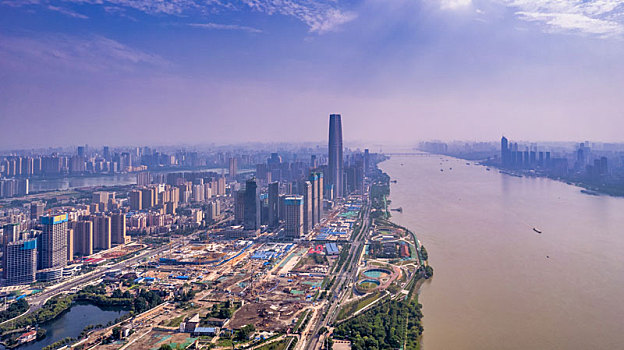 武漢最高樓綠地中心附近城市航拍