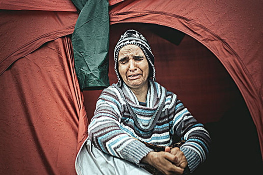 绝望,女人,阿富汗,哭,帐蓬,难民,露营,边界,马其顿,希腊,欧洲