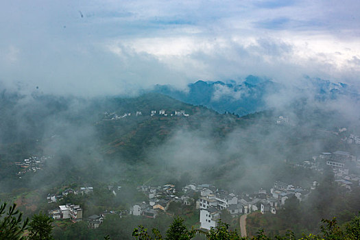 云雾坡山