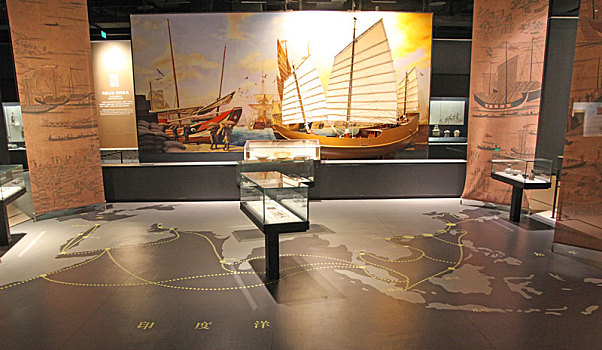 福建福州,泉州出土海上丝绸之路宋船模型