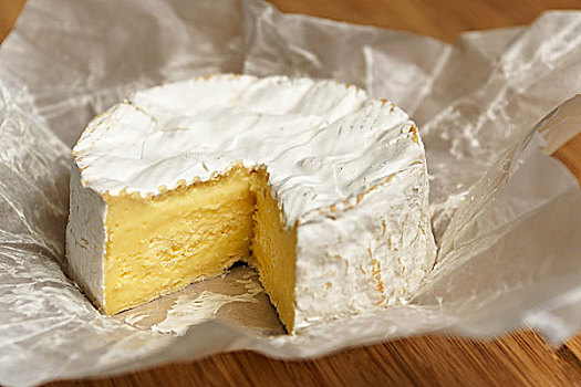 卡门贝软质乳酪,木板