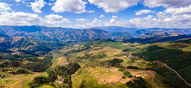 四川大凉山田园风光