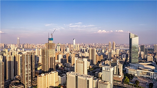 武漢漢口越秀金融匯房地產項目