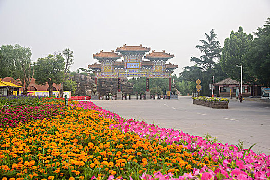 郑州黄河游览区大门