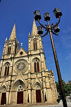 广州圣心大教堂与灯柱