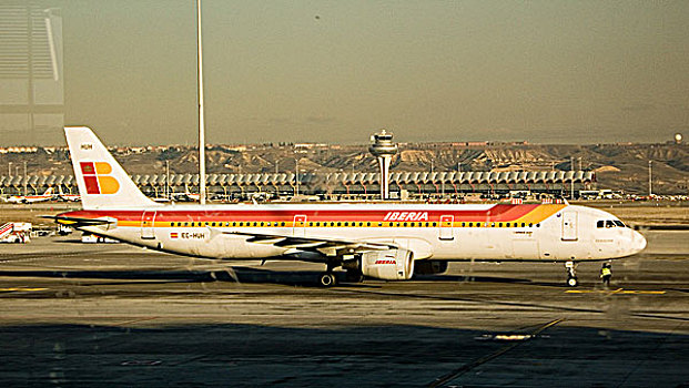 马德里,机场,巴拉哈斯机场,飞机,空中客车,伊比利亚