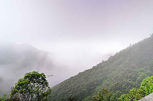 大明山