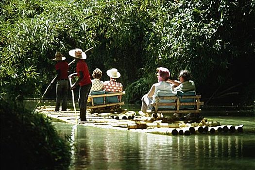 后视图,几个人,竹子,乘筏,牙买加