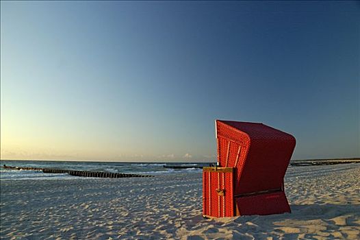 孤单,红色,屋顶,藤条沙滩椅,海滩,黄昏,阿伦斯霍普,德国
