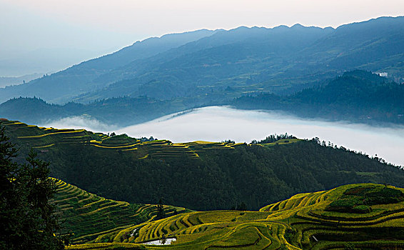 苗山侗水风光无限好