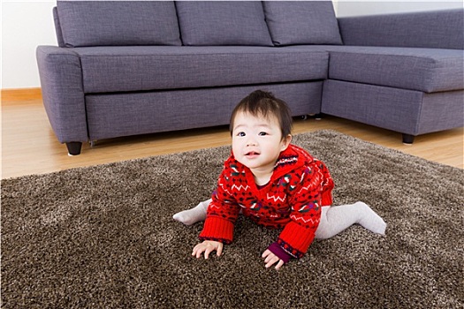 亚洲人,小女孩,爬行,地毯